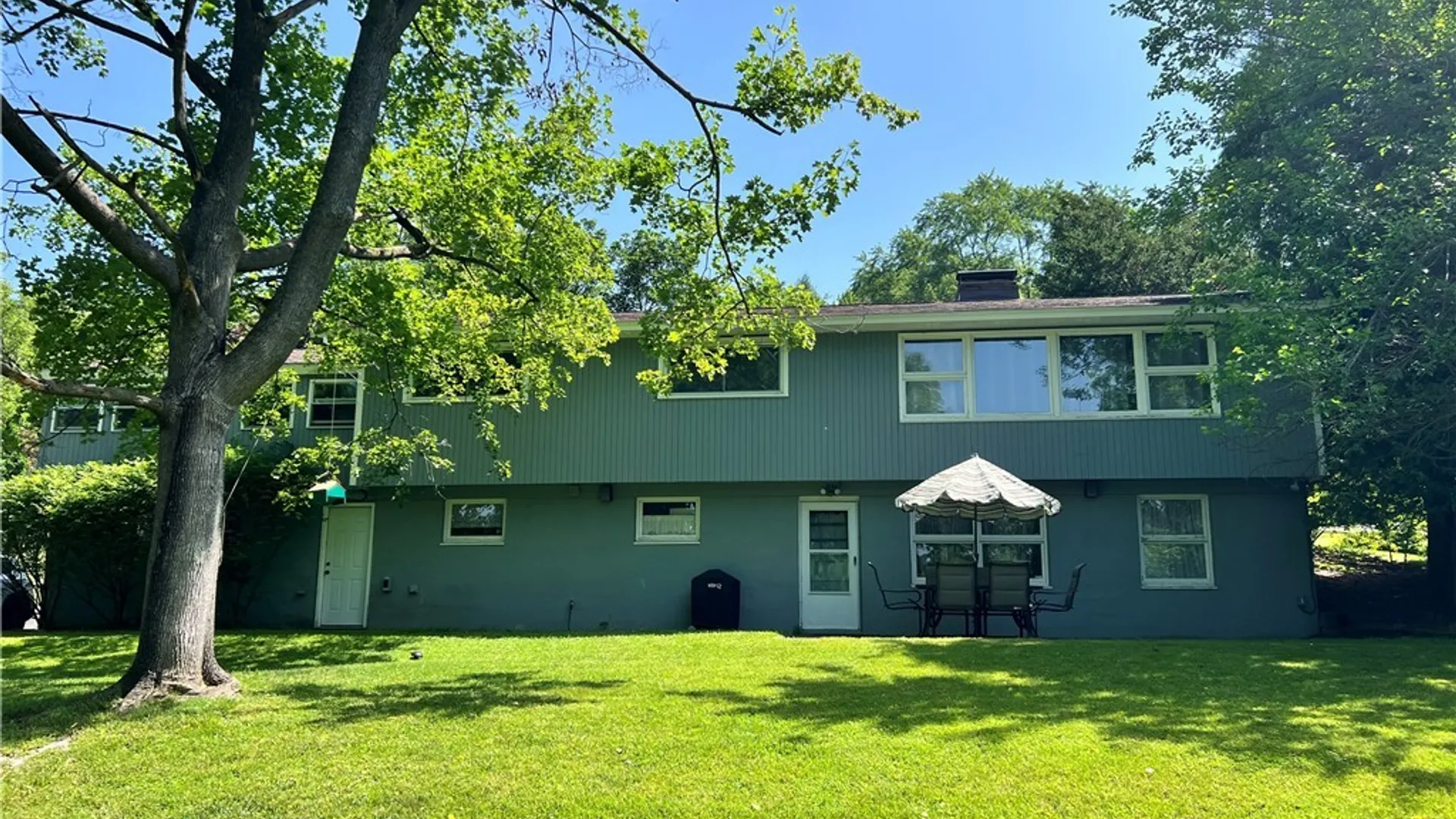 Property at 406 Churchill Lane, Manlius, NY 13066 31