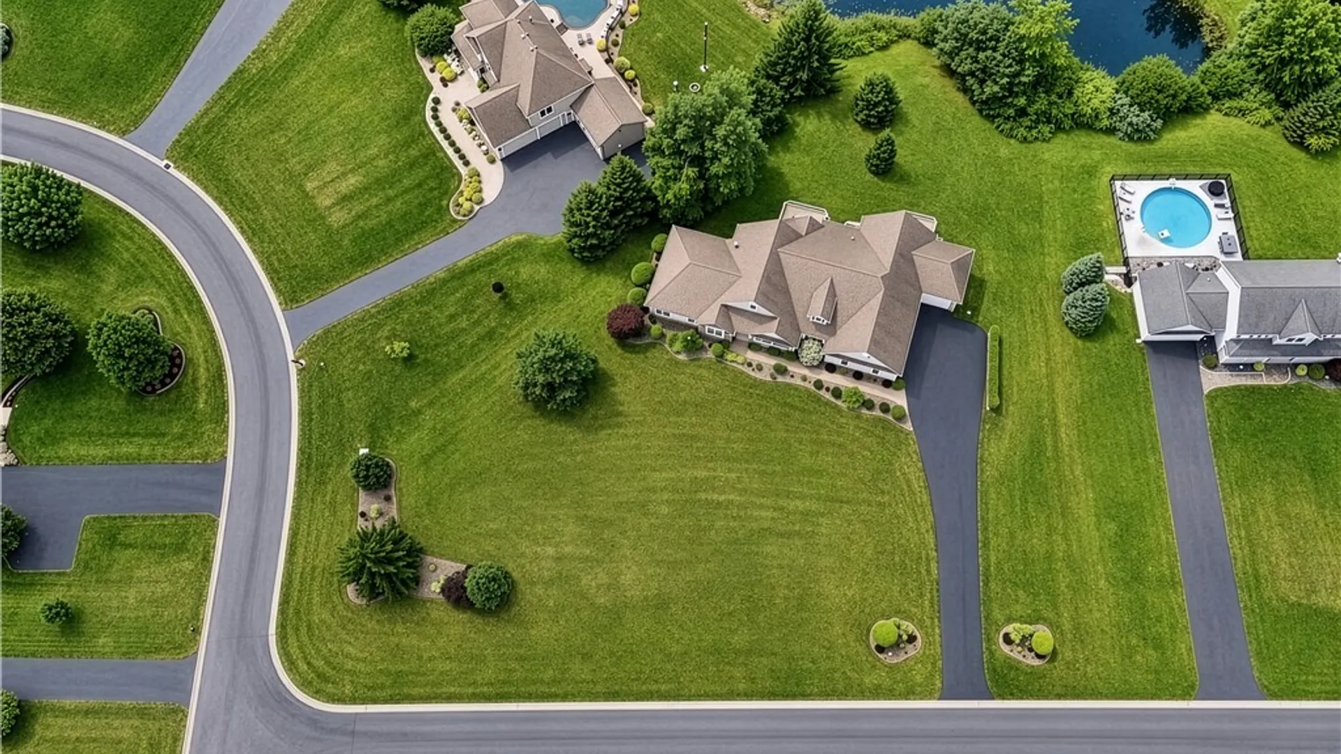 Property at 11 Ashland Oaks Circle, Ogden, NY 14559 5