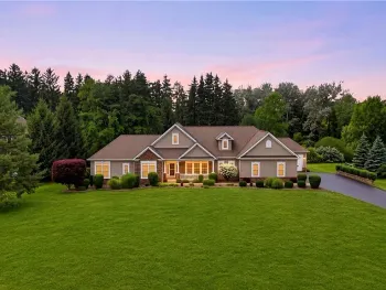 Property at 11 Ashland Oaks Circle, Ogden, NY 14559