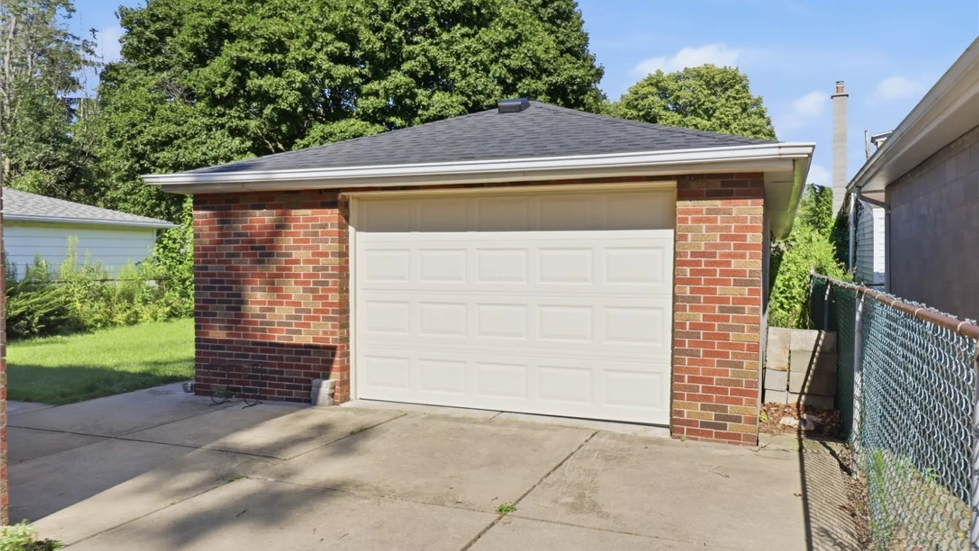 Property at 415 73rd Street, Niagara Falls, NY 14304 4