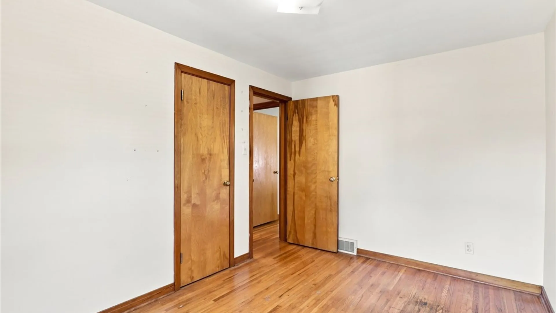 Property at 415 73rd Street, Niagara Falls, NY 14304 13