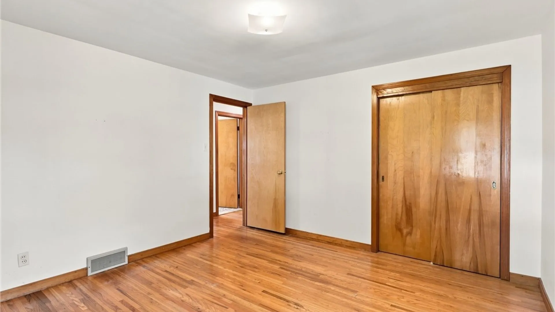 Property at 415 73rd Street, Niagara Falls, NY 14304 15