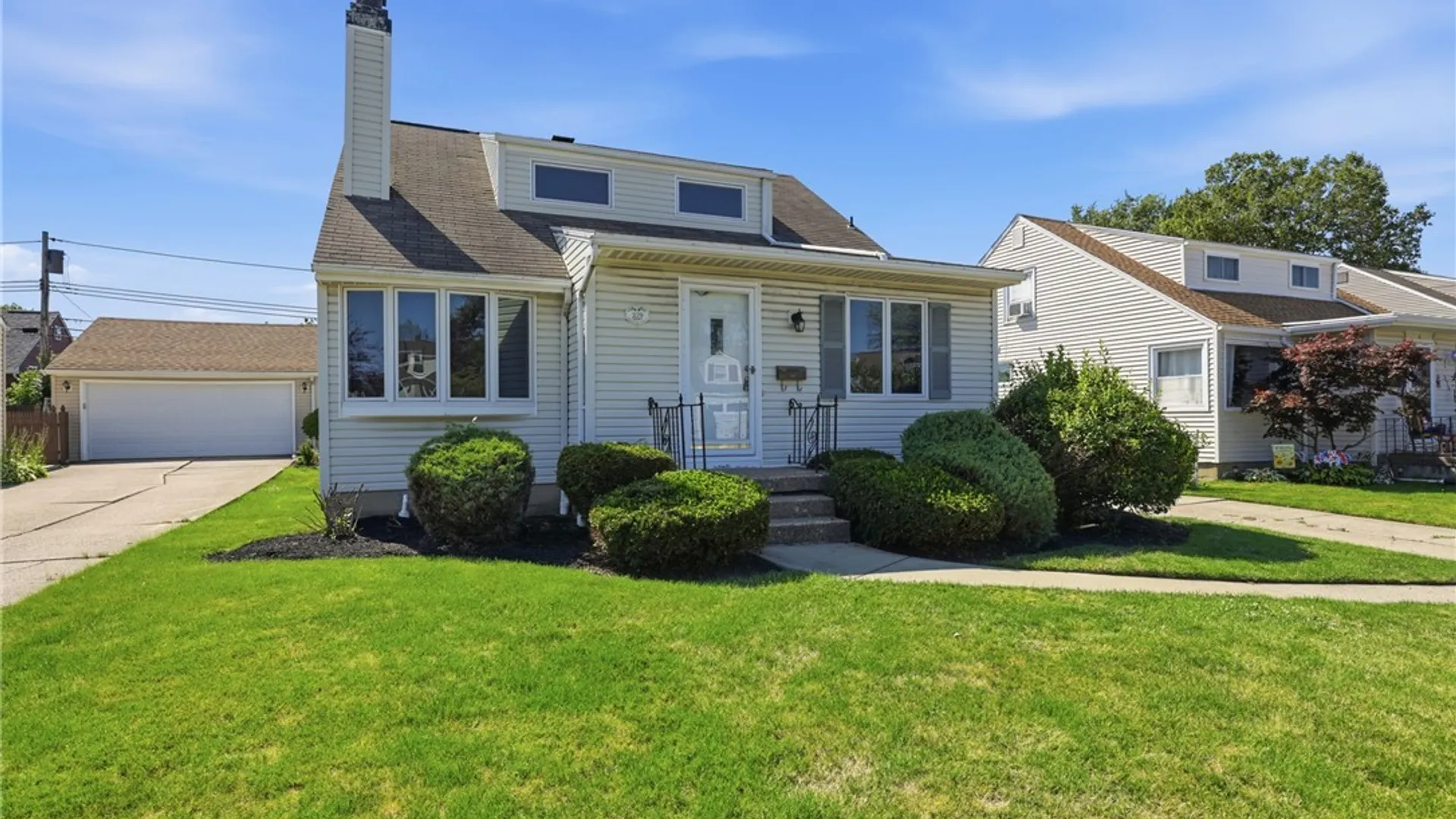 Property at 279 Westfall Drive, Tonawanda, NY 14150 3