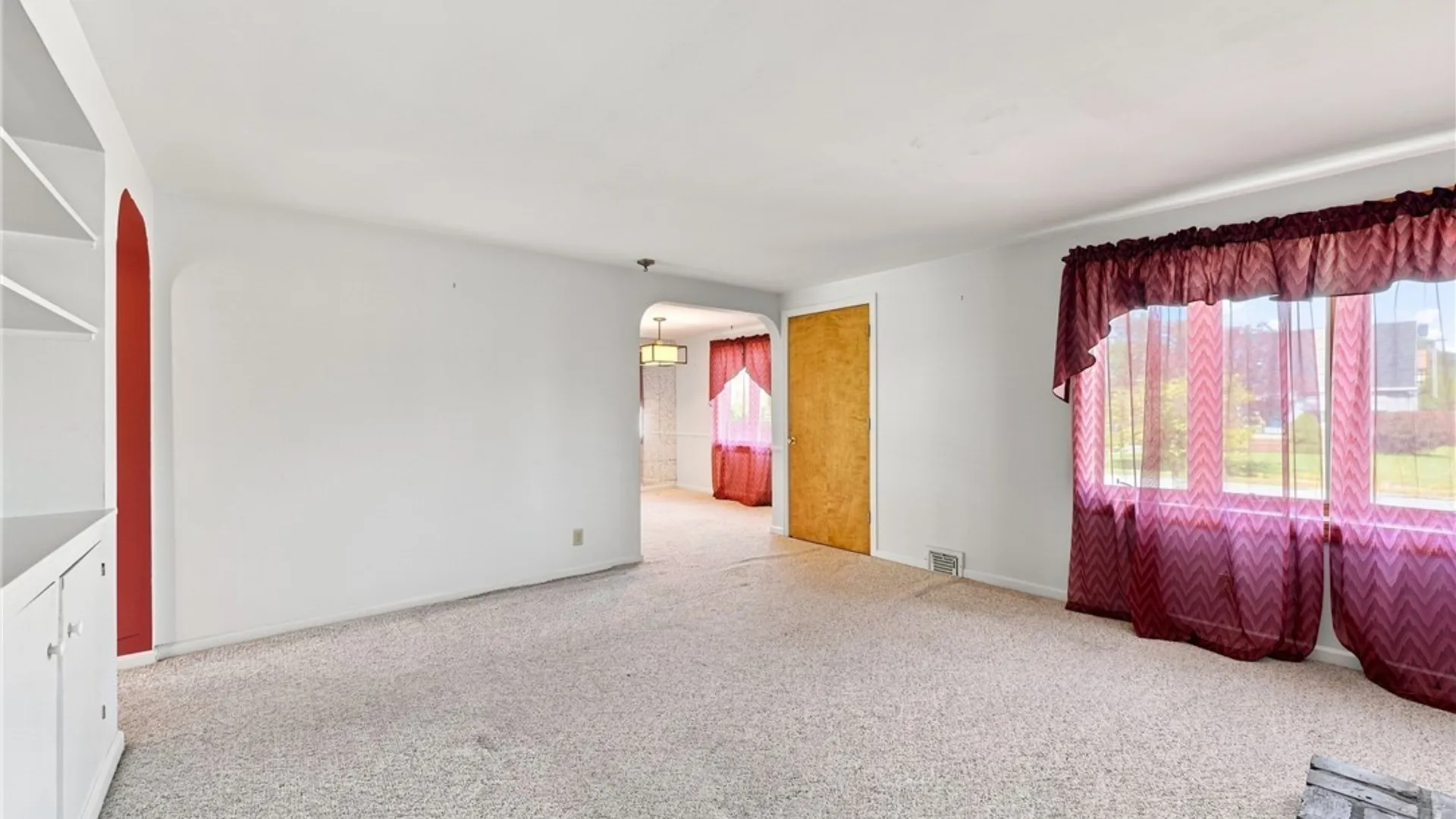 Property at 279 Westfall Drive, Tonawanda, NY 14150 8
