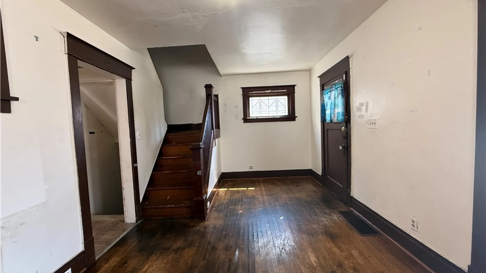 Property at 139 Freund Street, Buffalo, NY 14215 7