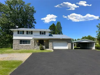 Property at 16543 State Route 31, Murray, NY 14470