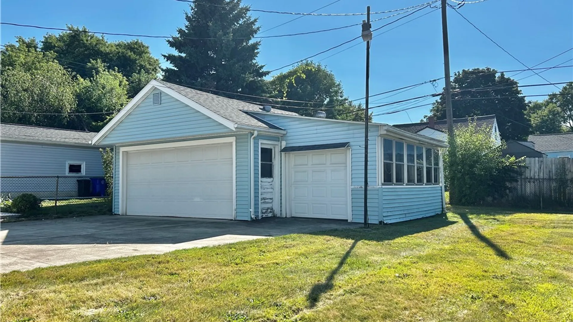 Property at 68 Lyndale Court, West Seneca, NY 14224 16