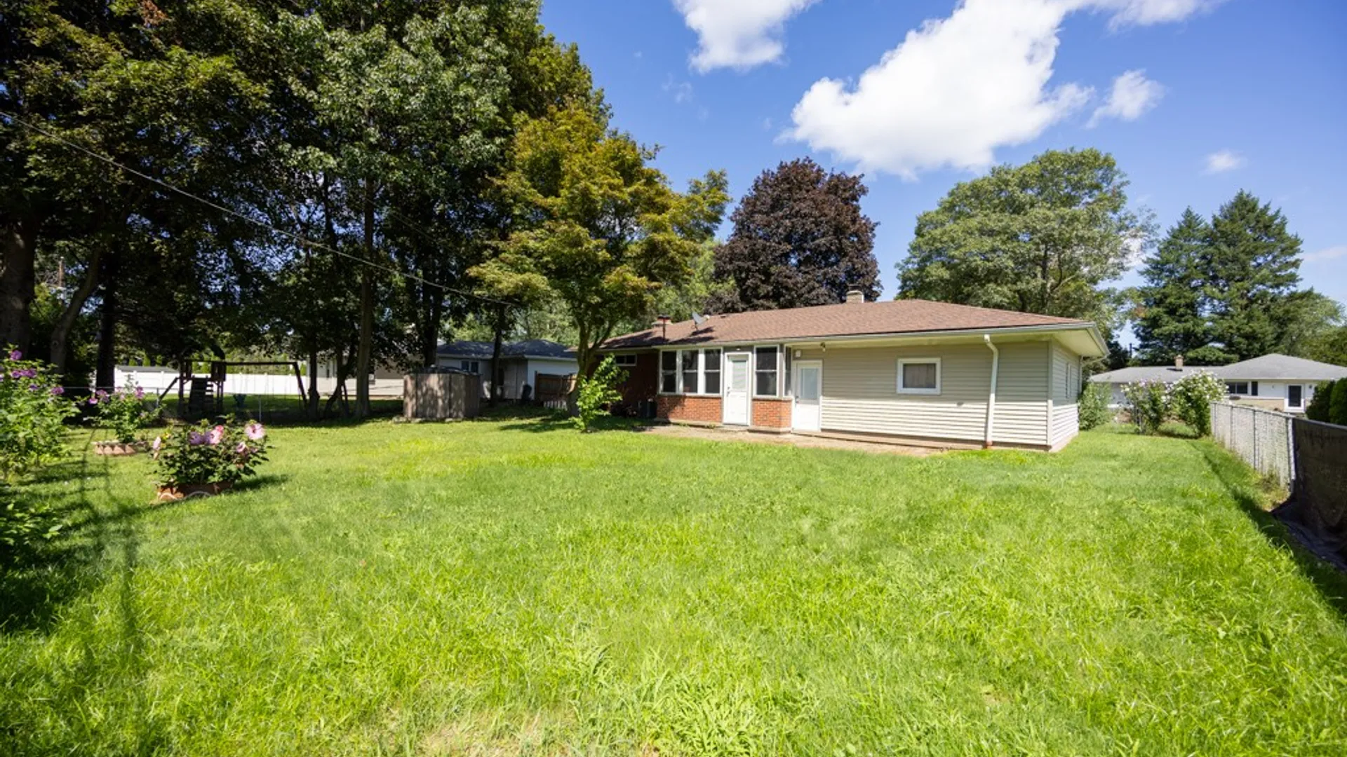 Property at 253 Southampton Drive, Greece, NY 14616 22