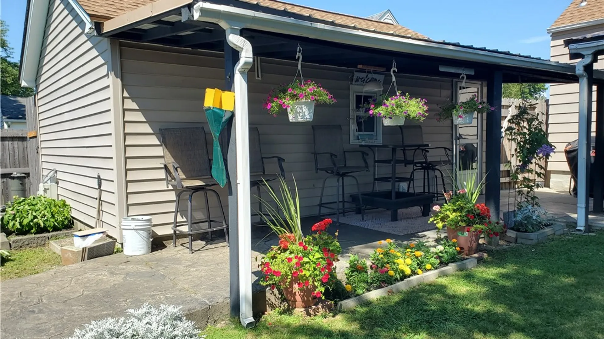 Property at 20 Emerald Drive, West Seneca, NY 14224 7