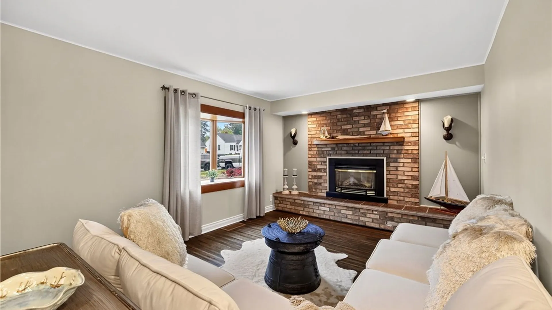Property at 187 Frontenac Hts, Irondequoit, NY 14001 6