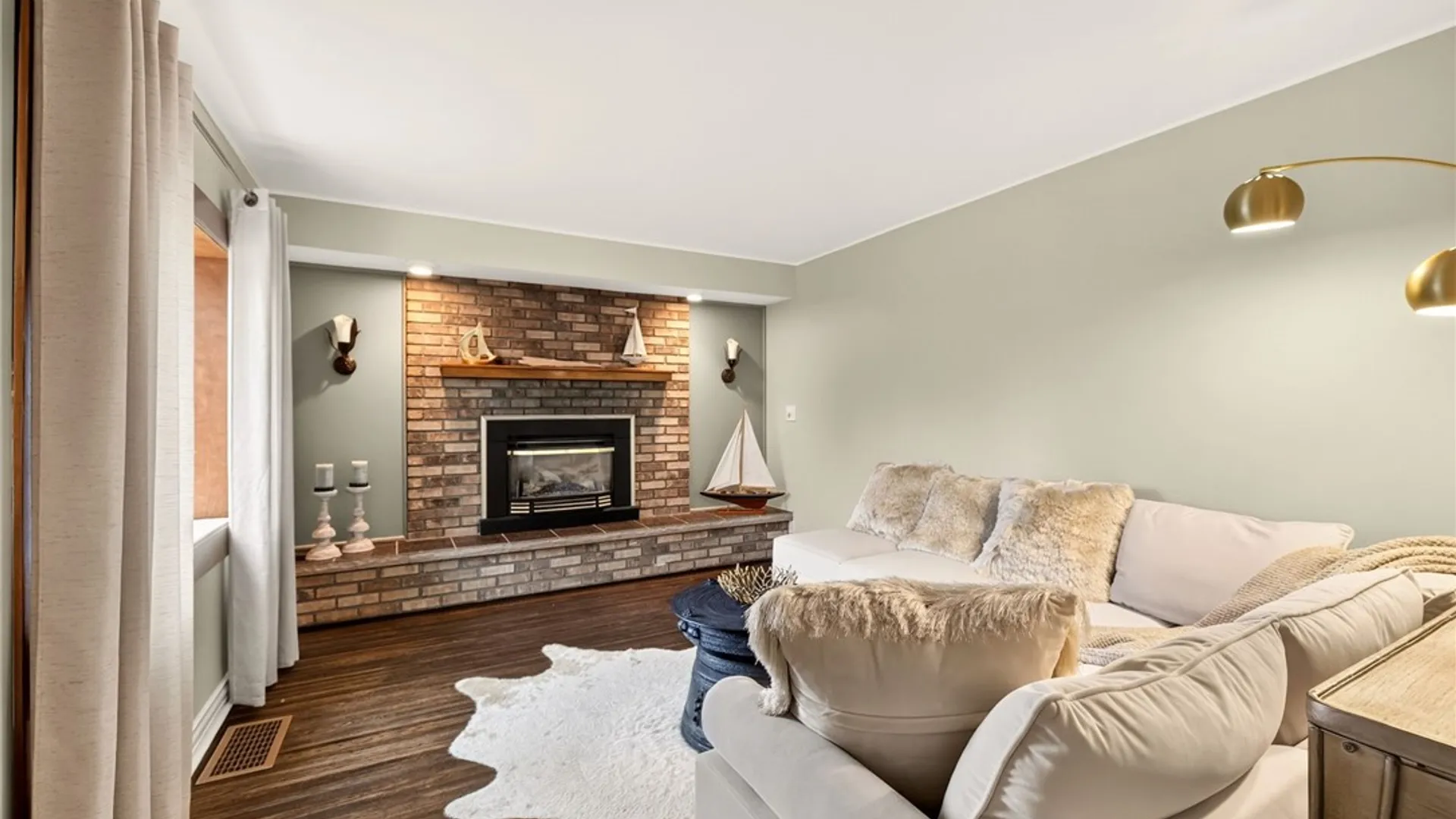 Property at 187 Frontenac Hts, Irondequoit, NY 14001 7