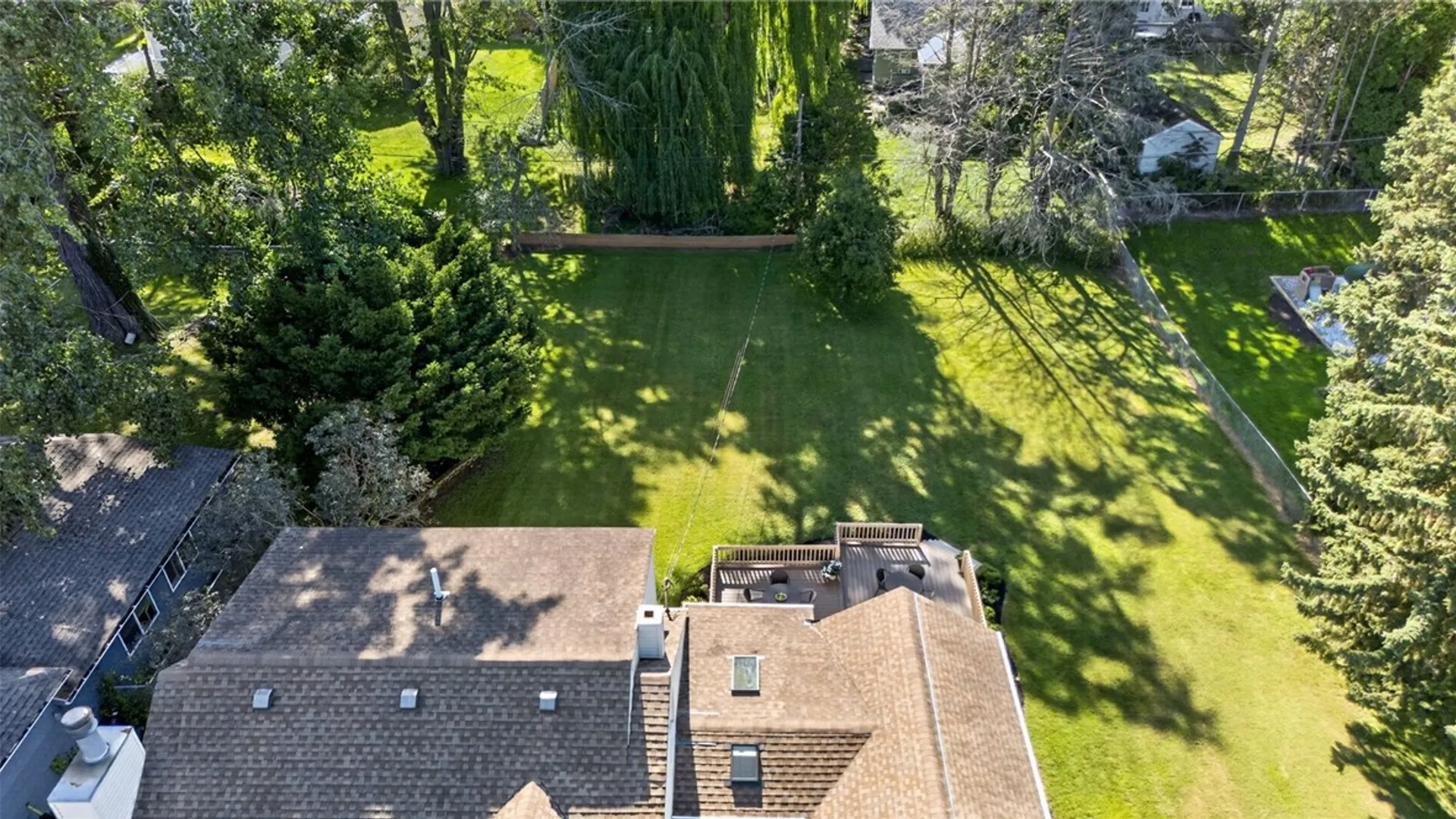Property at 187 Frontenac Hts, Irondequoit, NY 14001 42