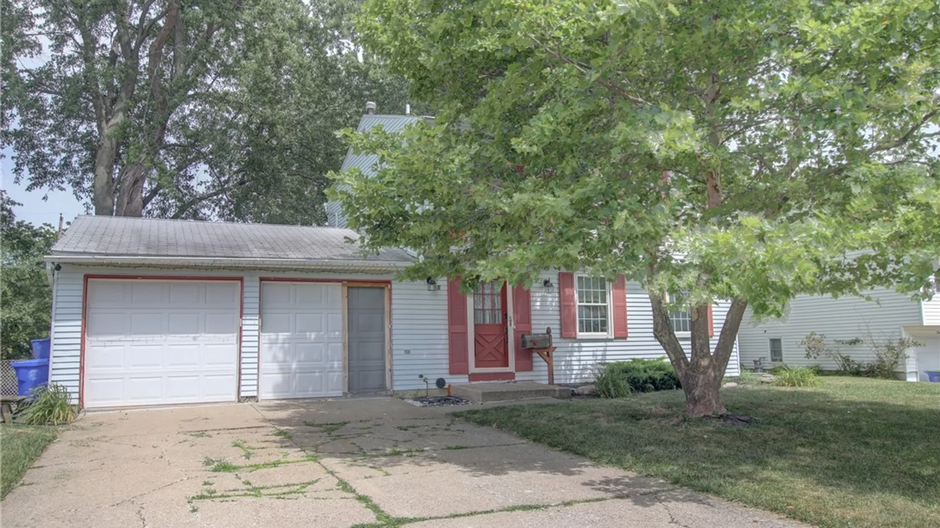 Property at 115 Theresa Court, West Seneca, NY 14224 3