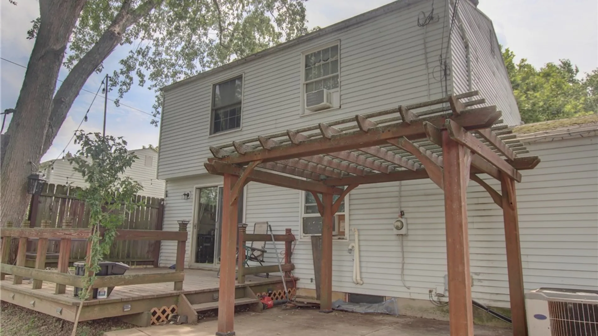 Property at 115 Theresa Court, West Seneca, NY 14224 4