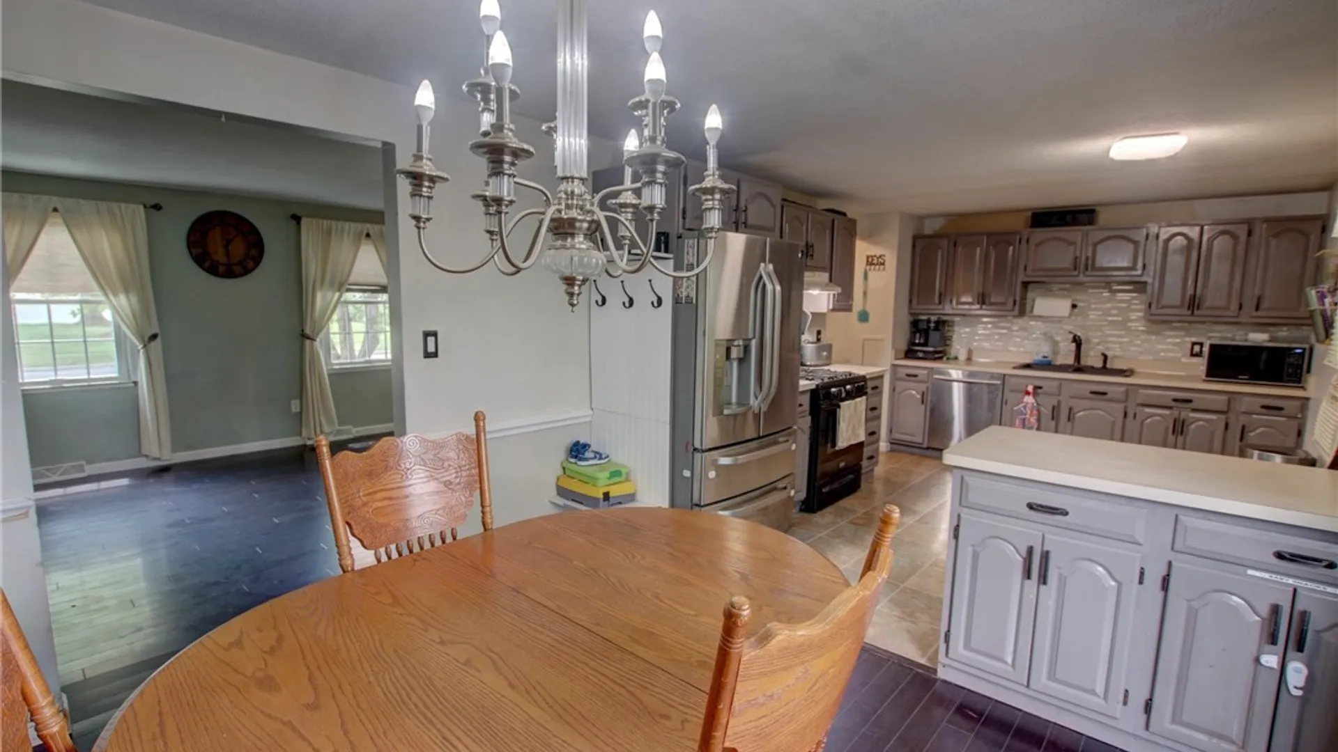 Property at 115 Theresa Court, West Seneca, NY 14224 23