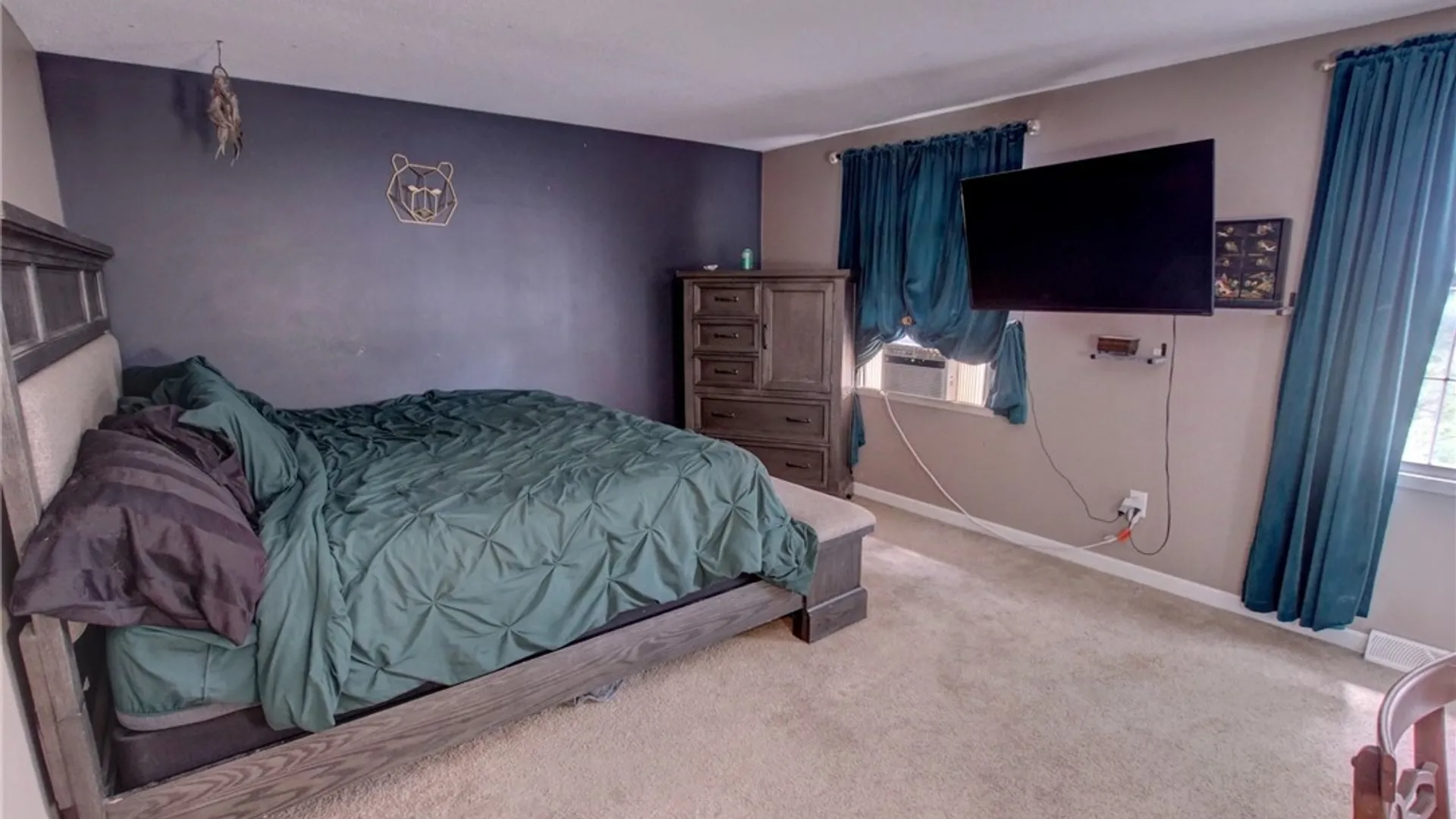 Property at 115 Theresa Court, West Seneca, NY 14224 27