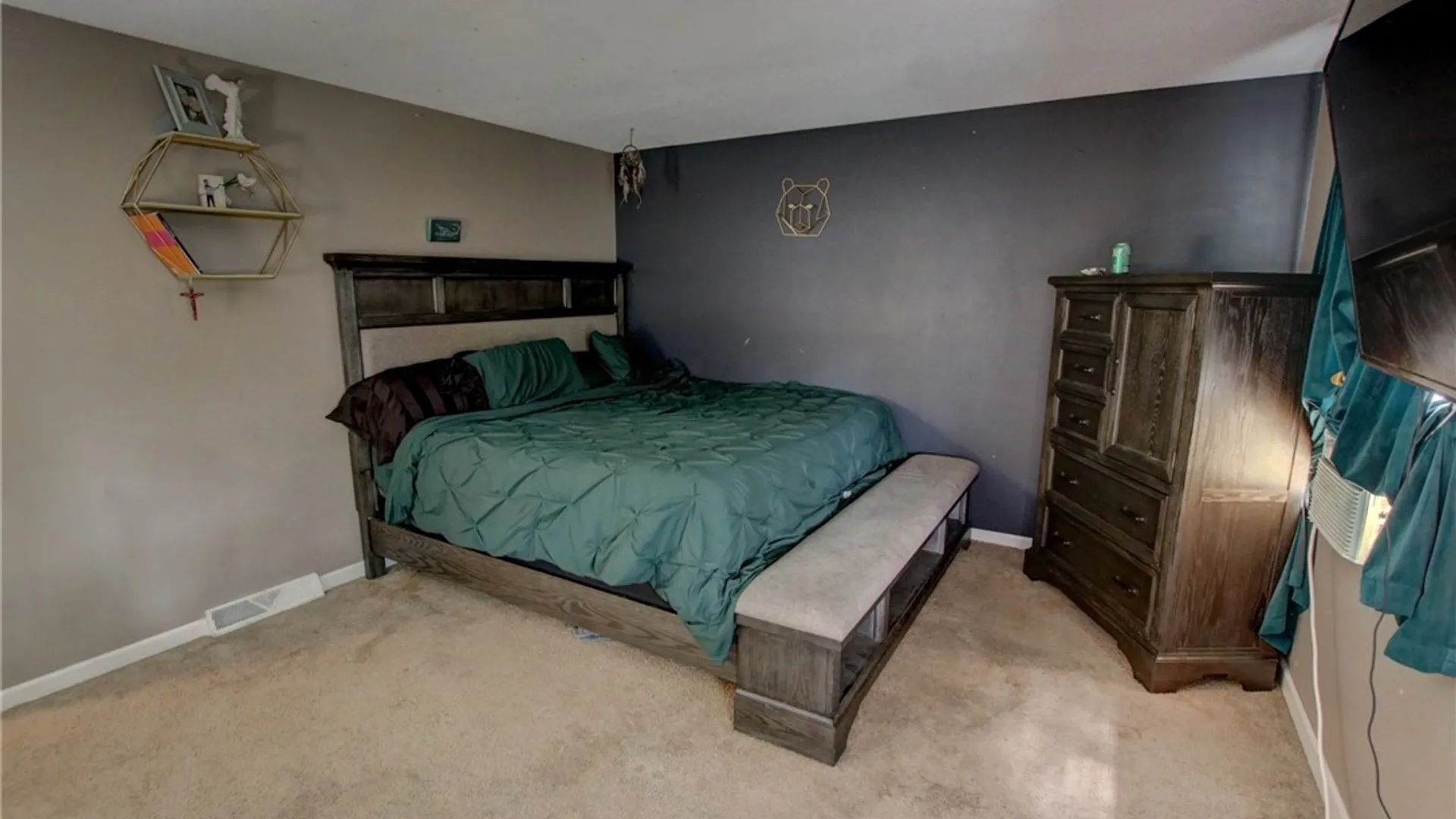 Property at 115 Theresa Court, West Seneca, NY 14224 28
