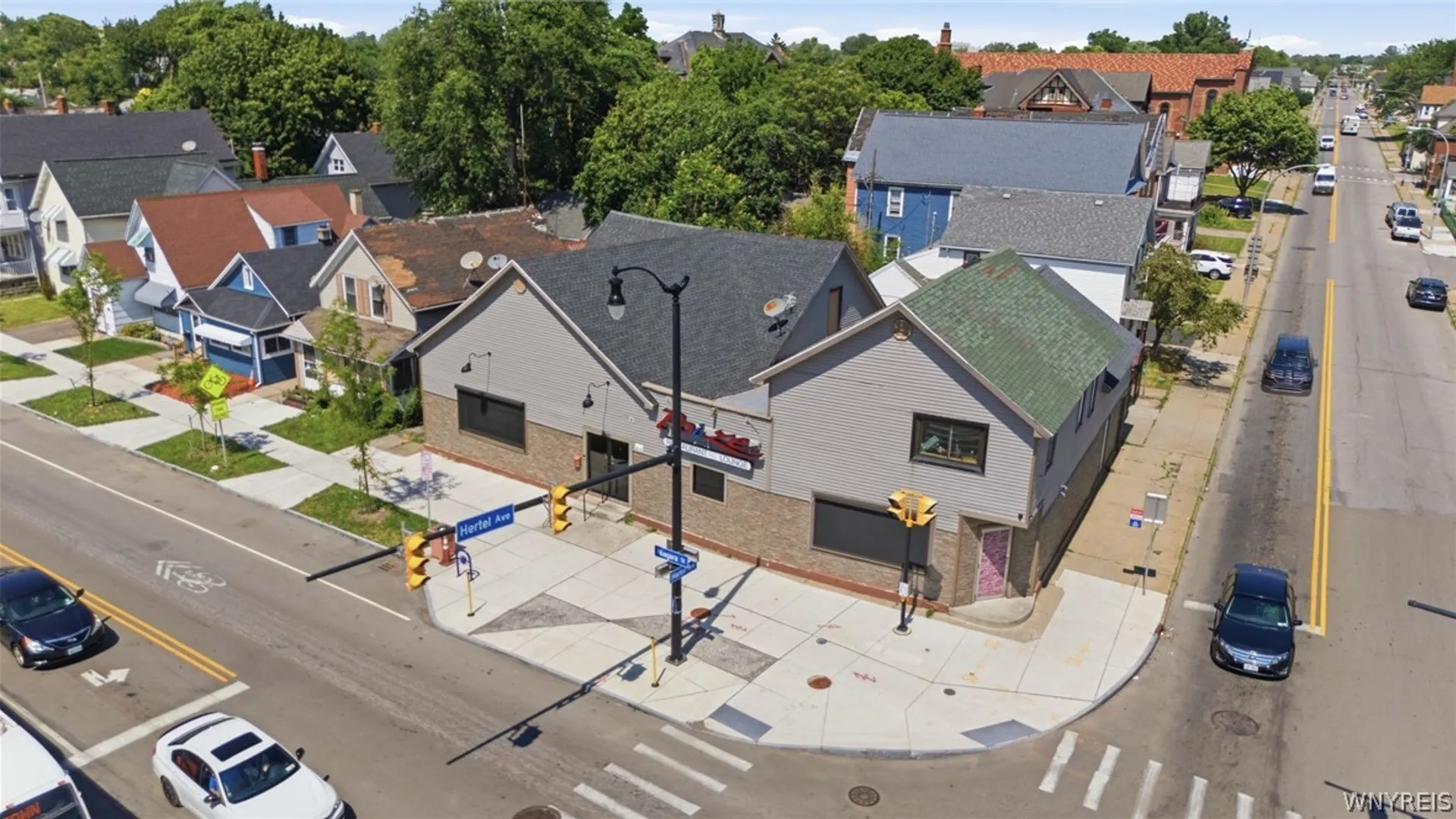 Property at 2081 Niagara Street, Buffalo, NY 14207 34