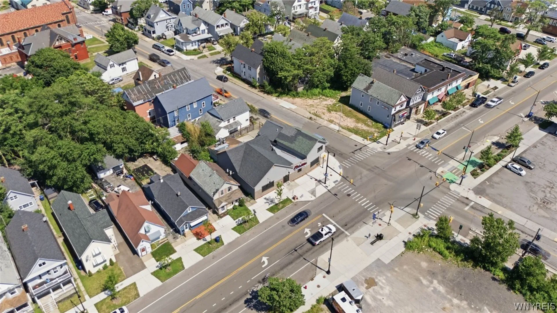 Property at 2081 Niagara Street, Buffalo, NY 14207 41