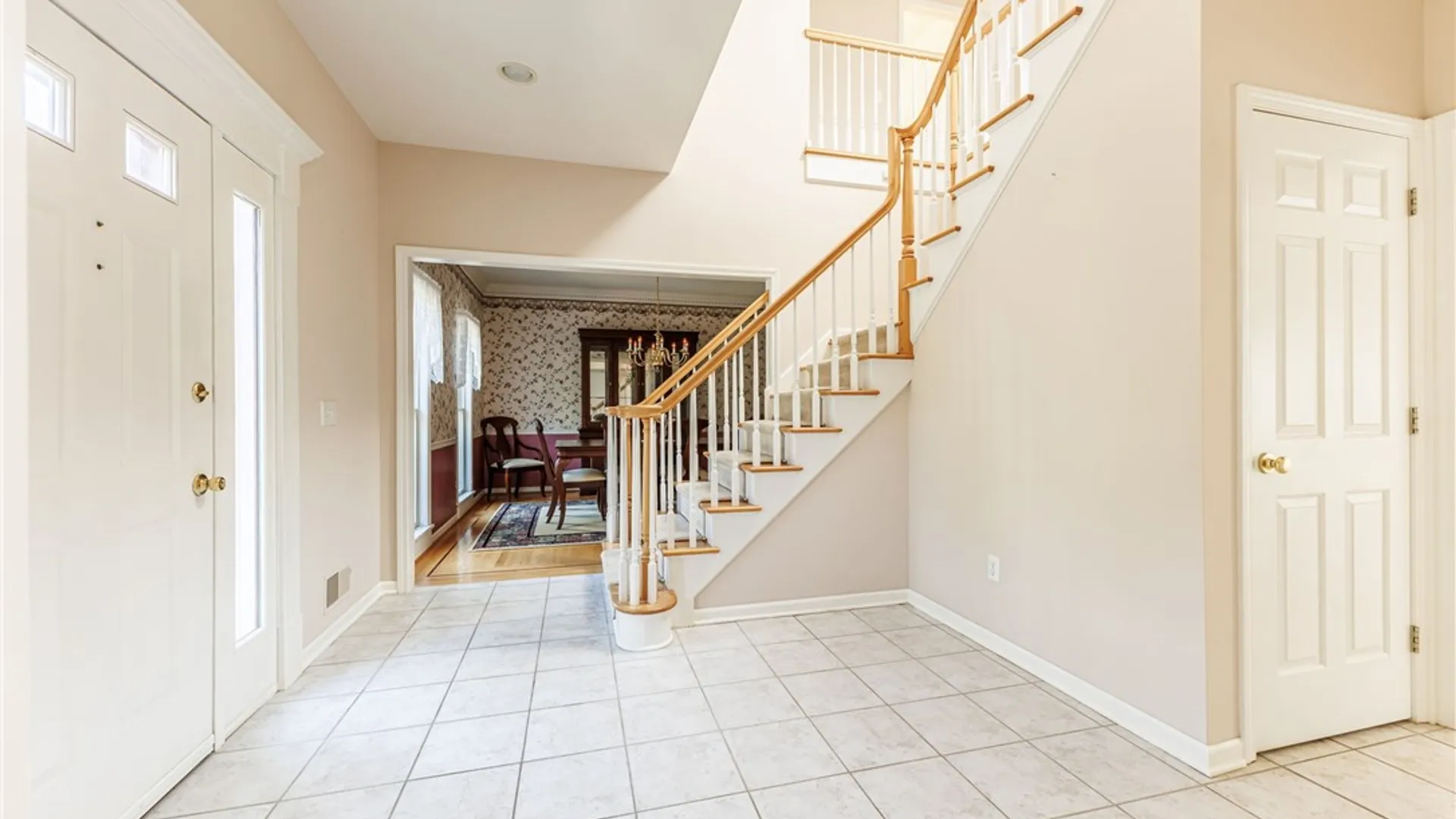 Property at 1487 Fallen Leaf Ter, Webster, NY 14580 4