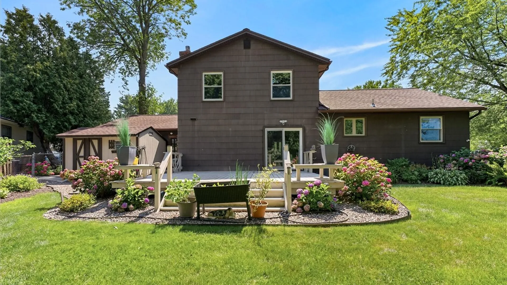 Property at 175 Troutbeck Lane, Greece, NY 14626 6