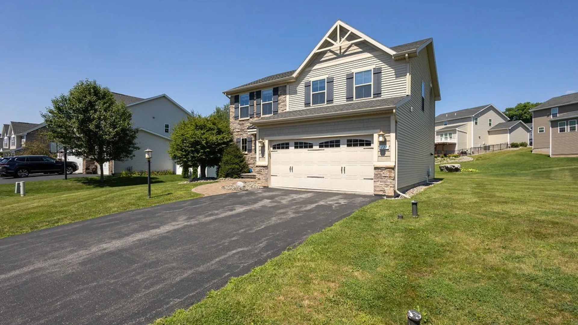 Property at 127 Brinan Fields, Manlius, NY 13104 39