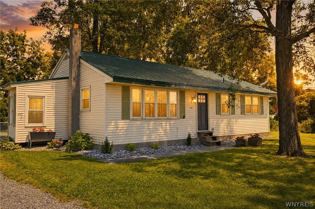 Property at 2169 Peoria Road, Leicester, NY 14481