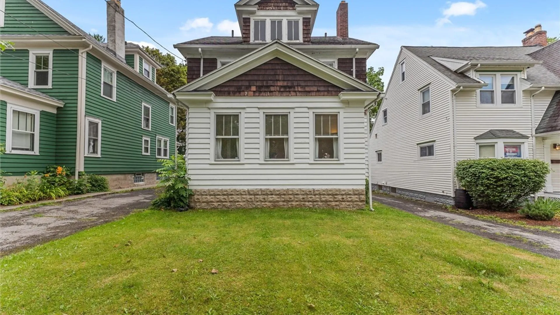 Property at 111 Columbia Avenue, Syracuse, NY 13207 3