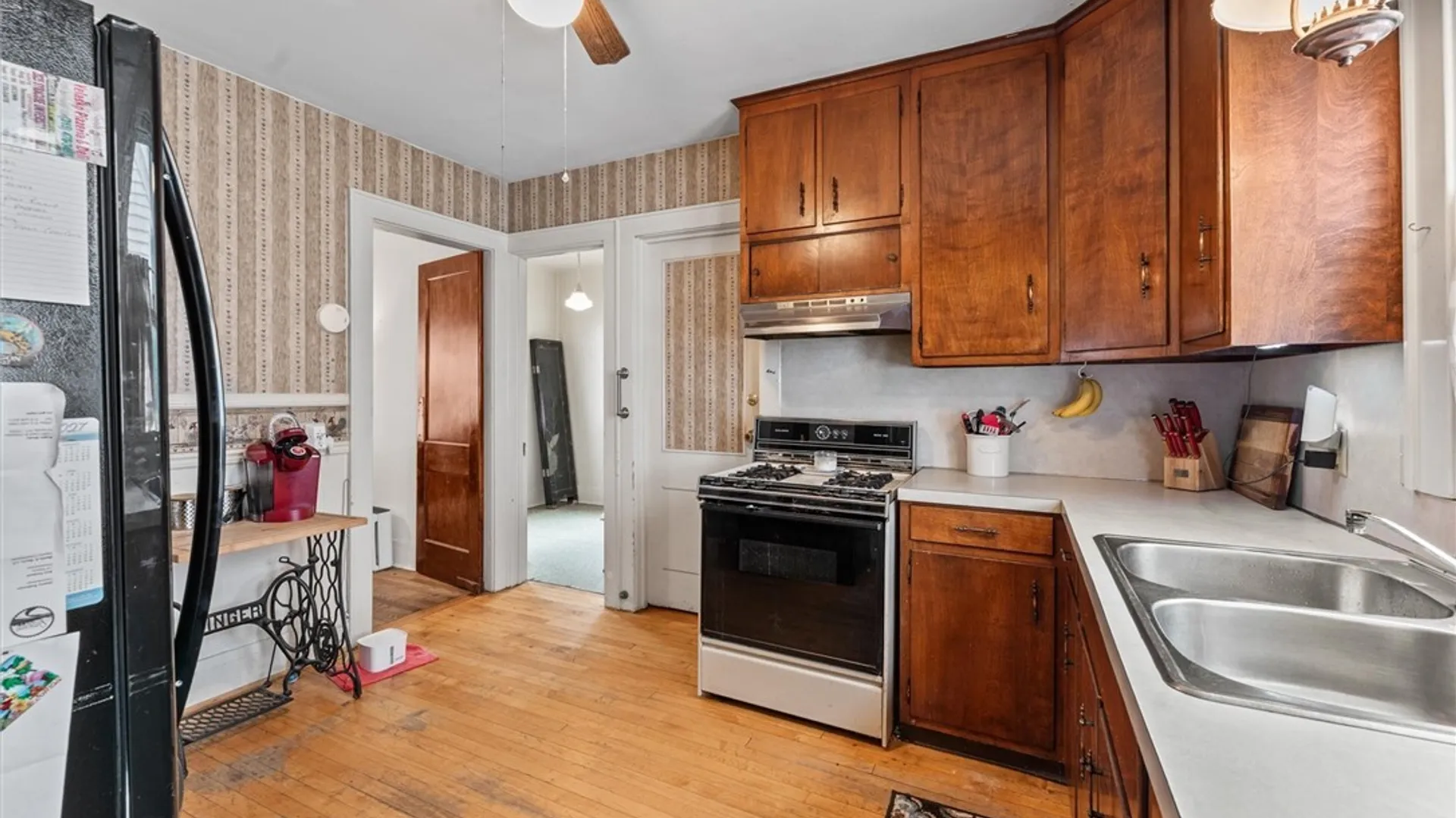 Property at 111 Columbia Avenue, Syracuse, NY 13207 13