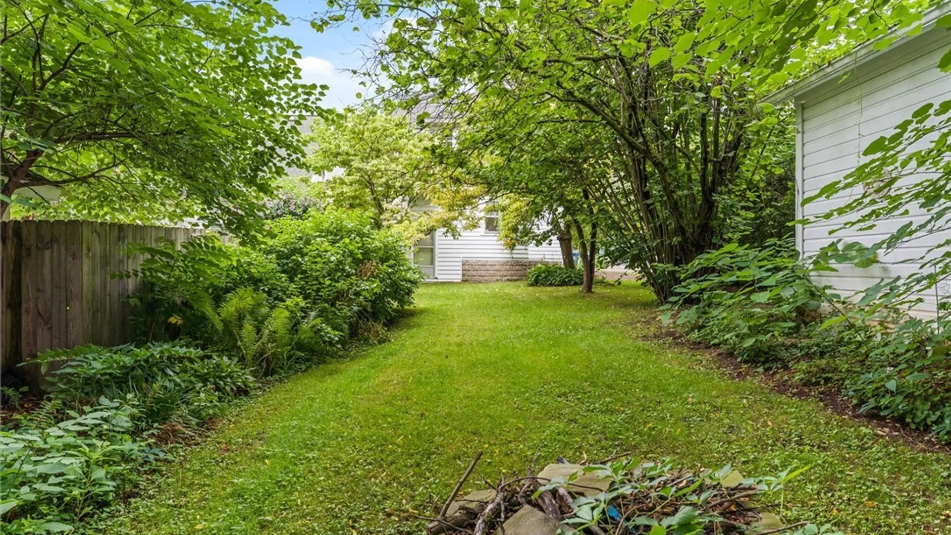 Property at 111 Columbia Avenue, Syracuse, NY 13207 27