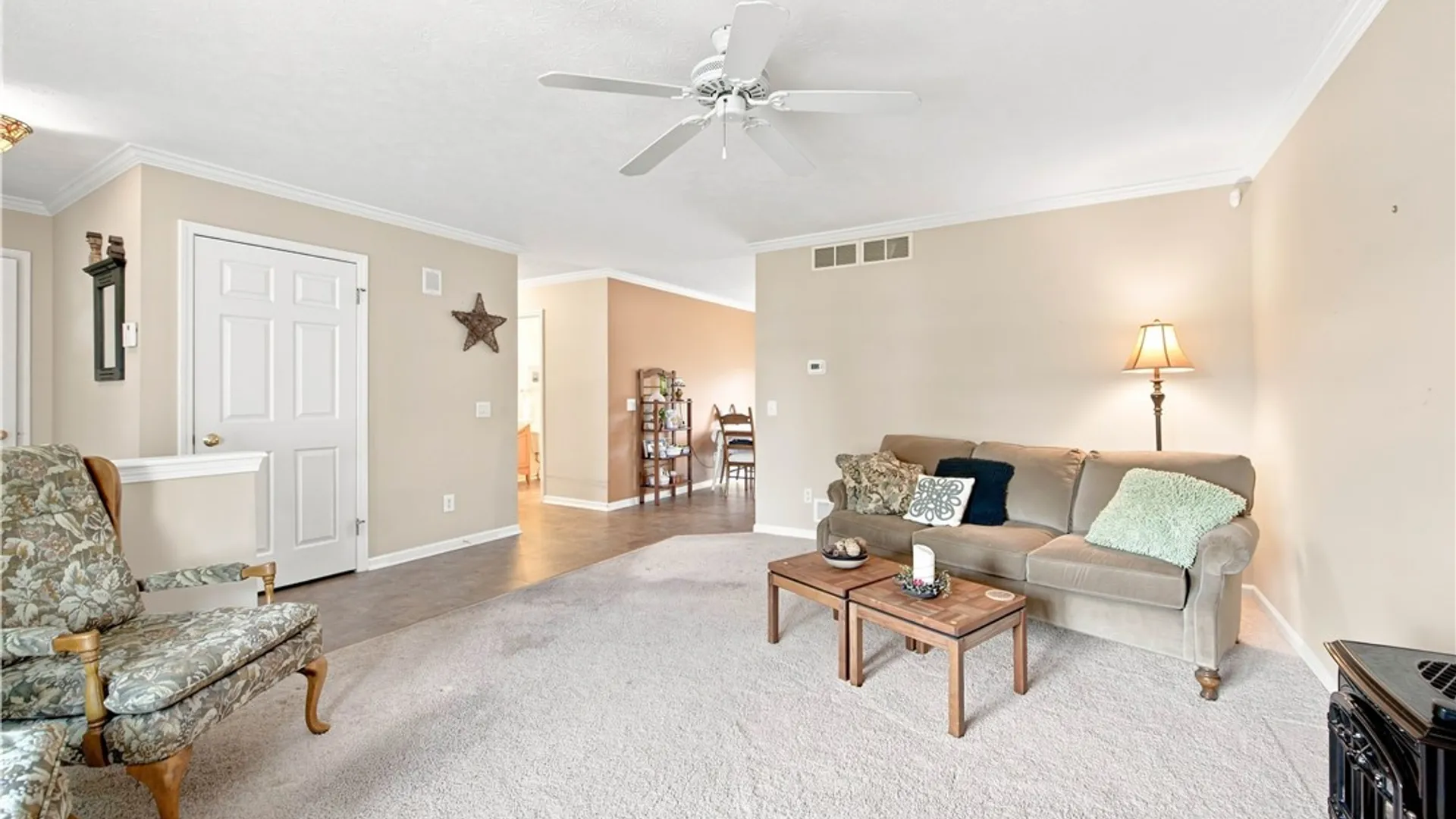 Property at 65 Creston Court, Greece, NY 14612 4
