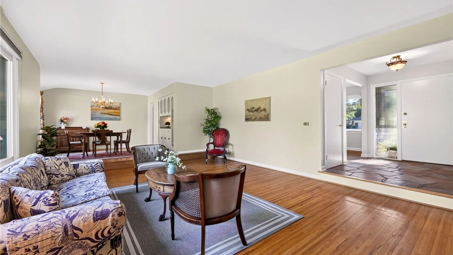 Property at 275 Clover St, Brighton, NY 14610 7