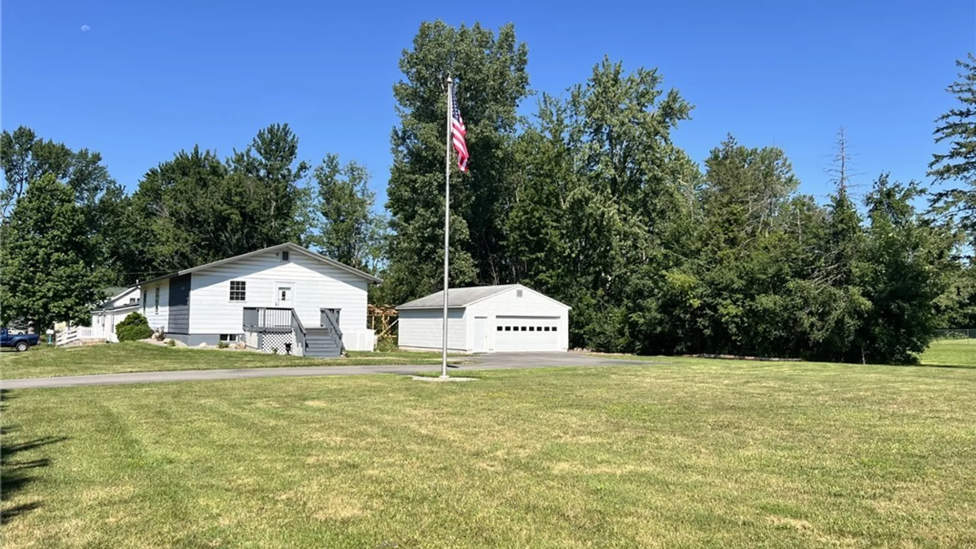 Property at 5981 E Pine Grove Road, Cicero, NY 13039 3
