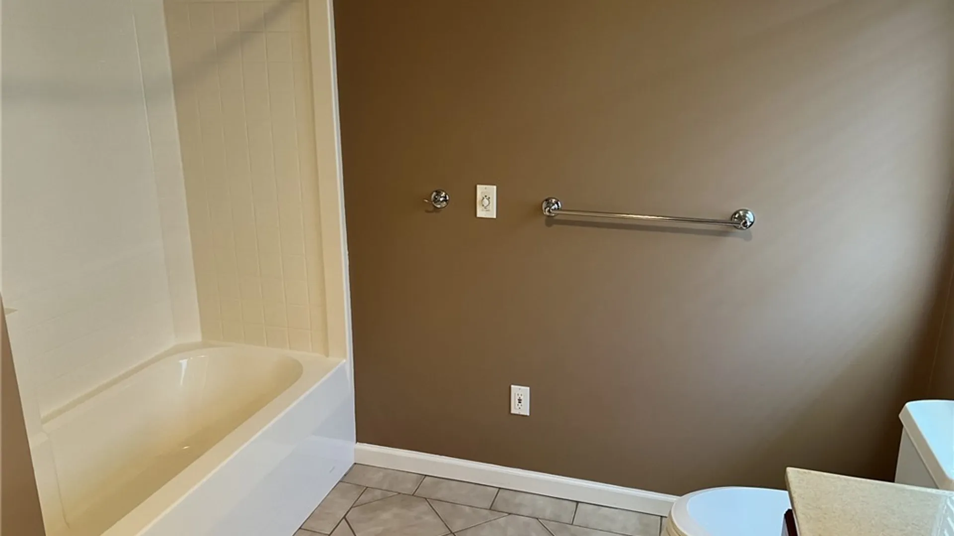 Property at 5981 E Pine Grove Road, Cicero, NY 13039 15