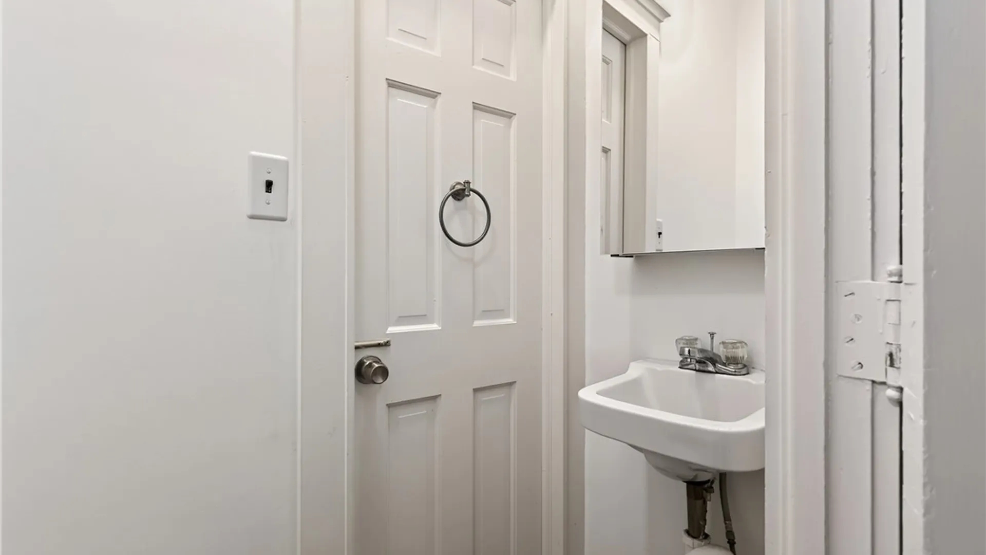 Property at 155 Crescent Avenue, Buffalo, NY 14214 19