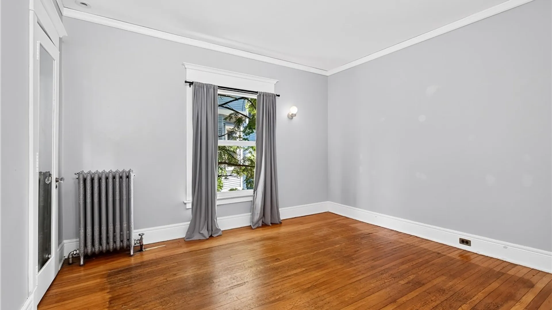 Property at 155 Crescent Avenue, Buffalo, NY 14214 22