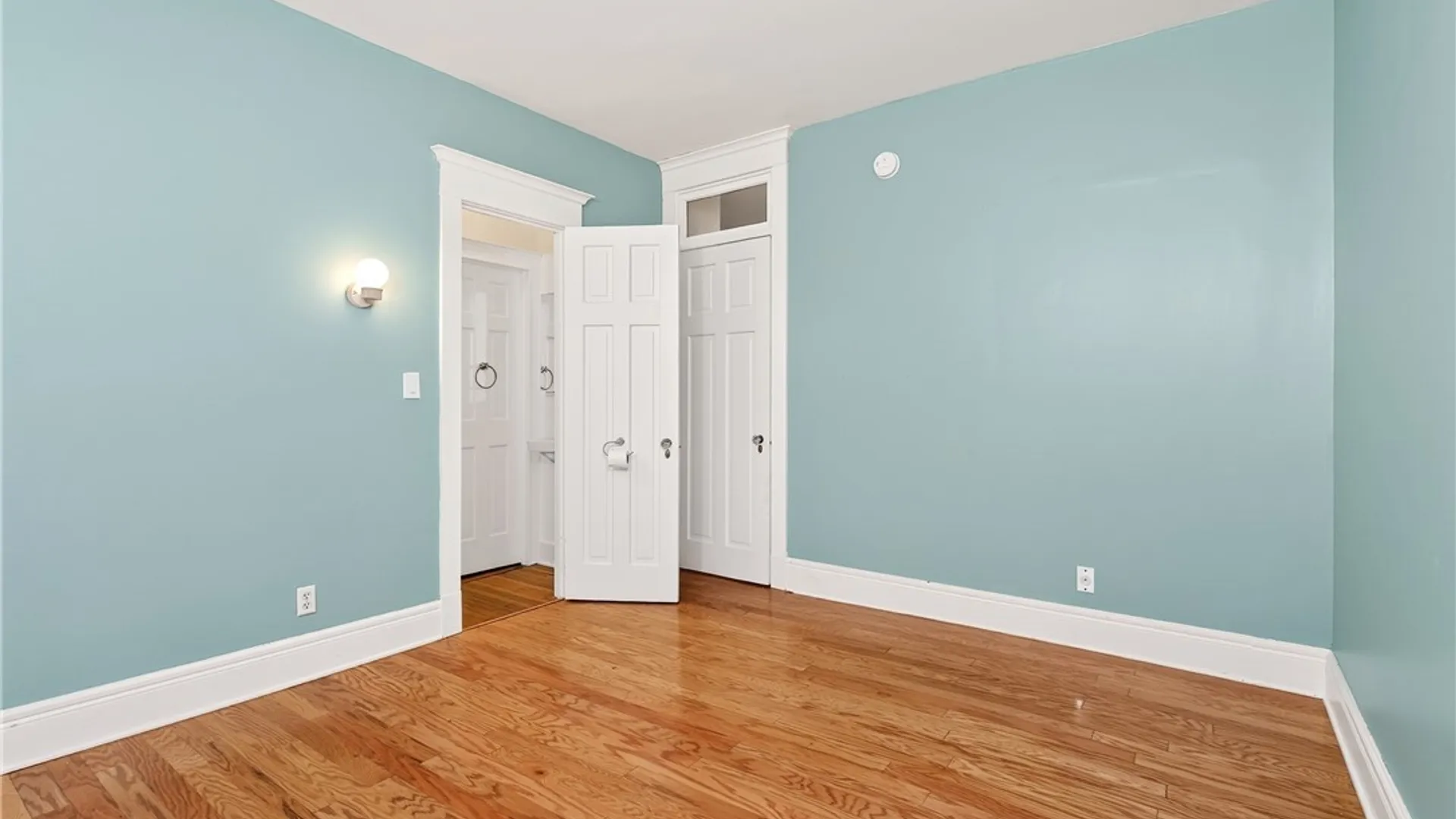 Property at 155 Crescent Avenue, Buffalo, NY 14214 24