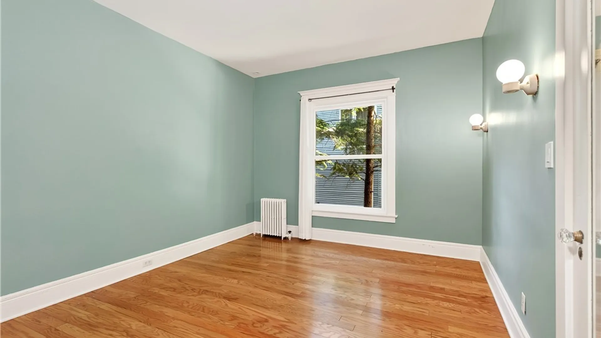 Property at 155 Crescent Avenue, Buffalo, NY 14214 25