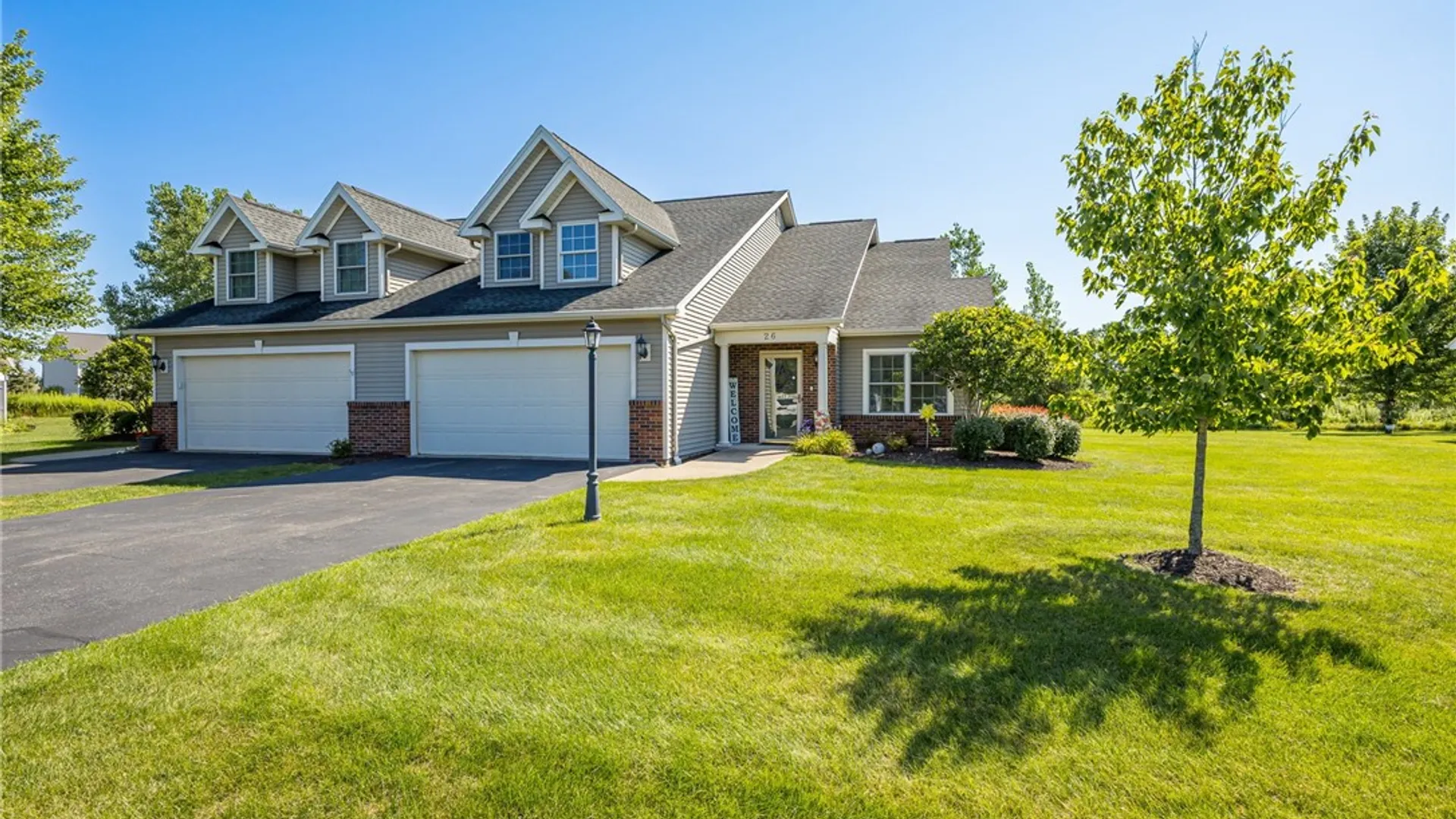 Property at 26 Cloister Lane, Penfield, NY 14580 34