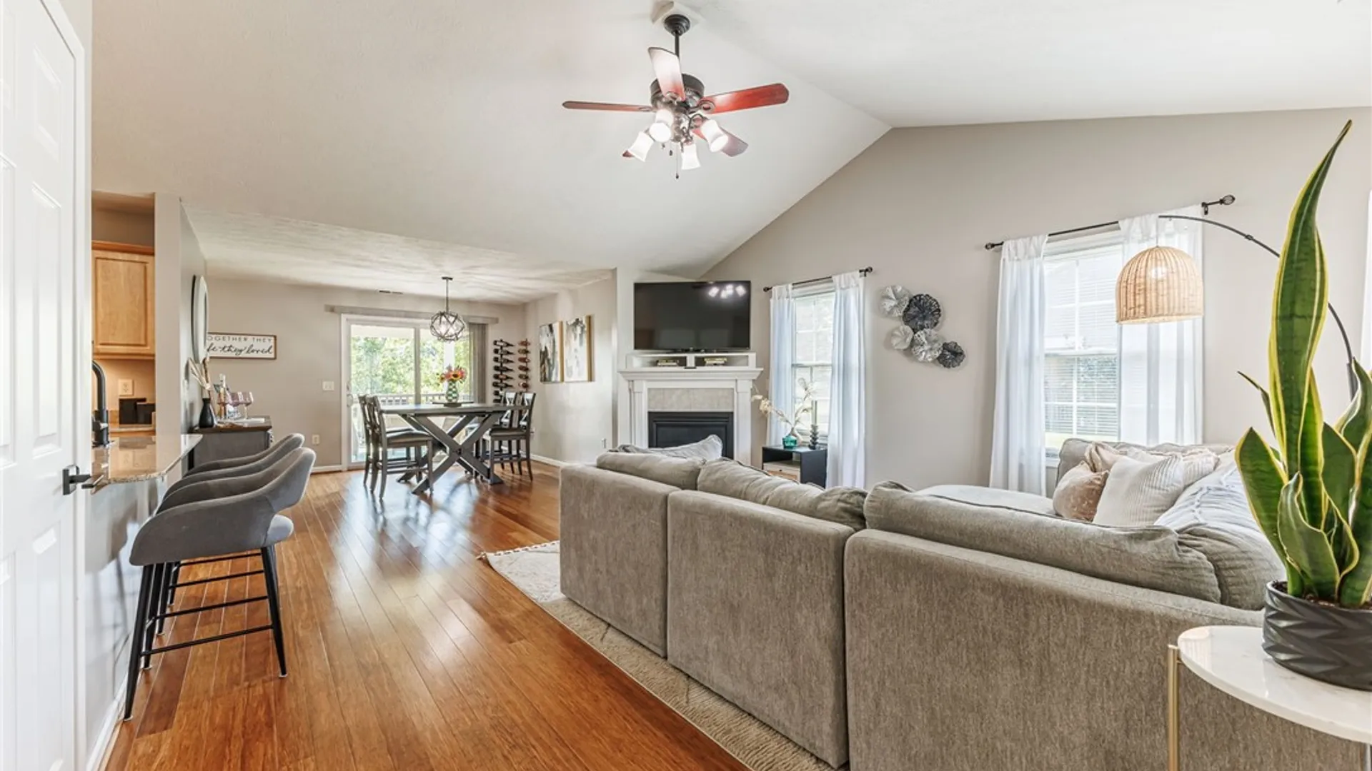 Property at 26 Cloister Lane, Penfield, NY 14580 5