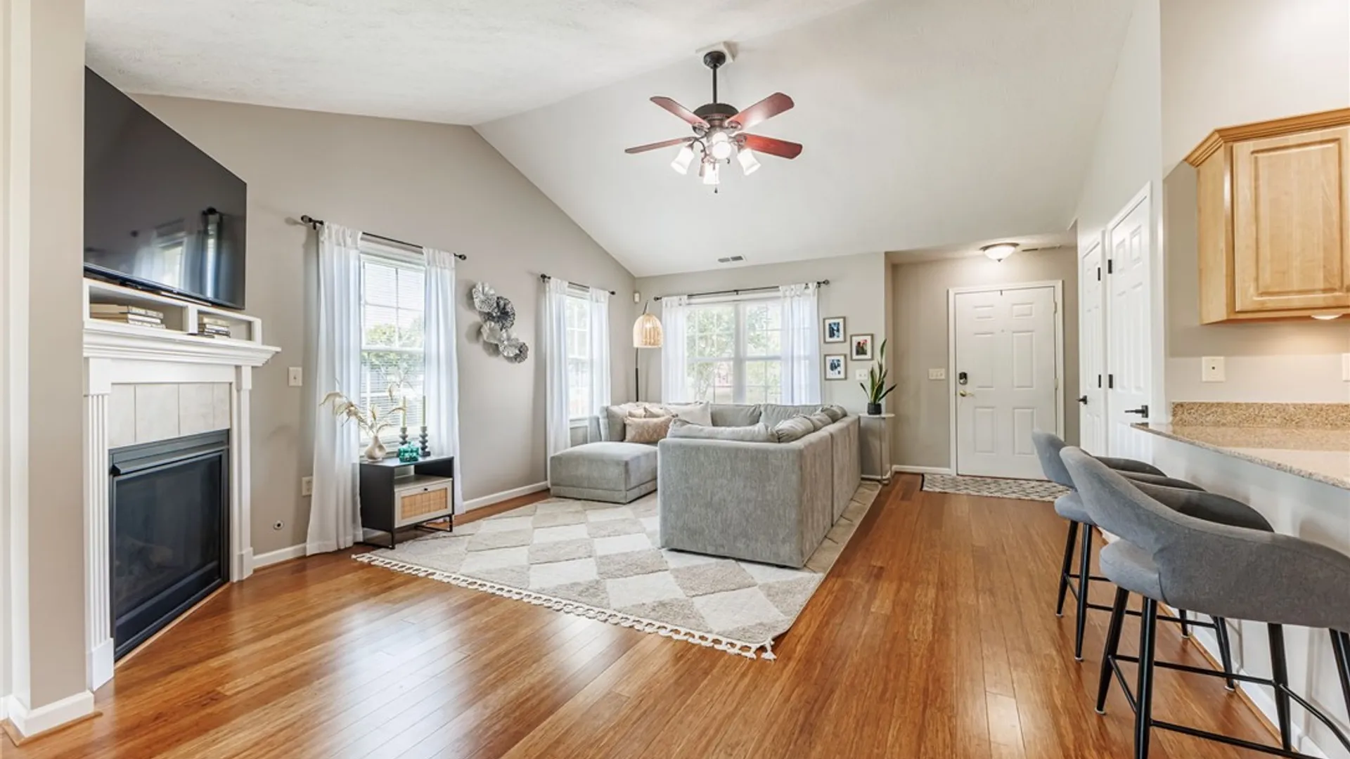 Property at 26 Cloister Lane, Penfield, NY 14580 7