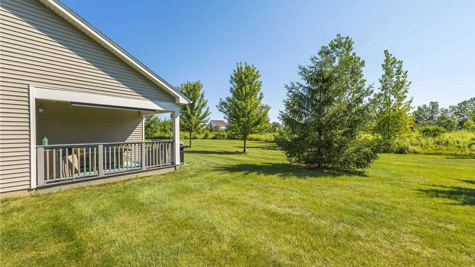 Property at 26 Cloister Lane, Penfield, NY 14580 28