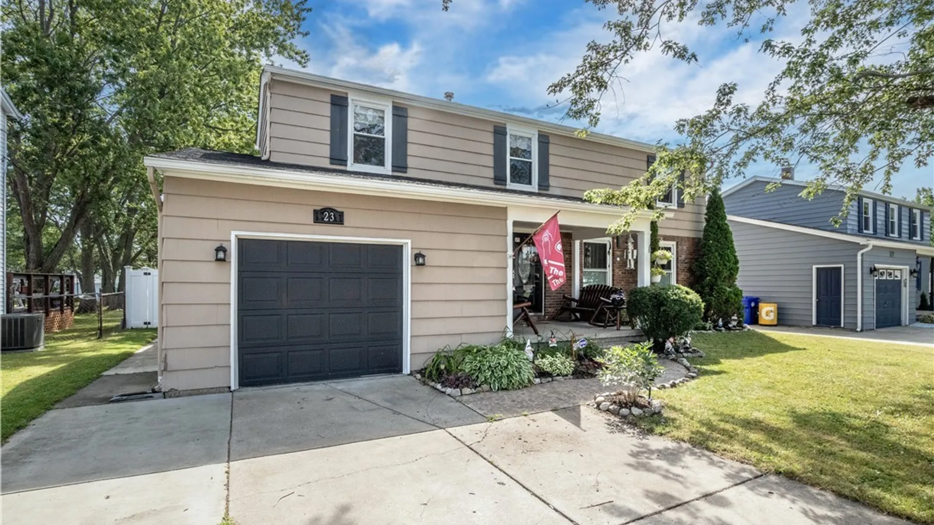 Property at 23 Villa Maria Rd, West Seneca, NY 14224 3
