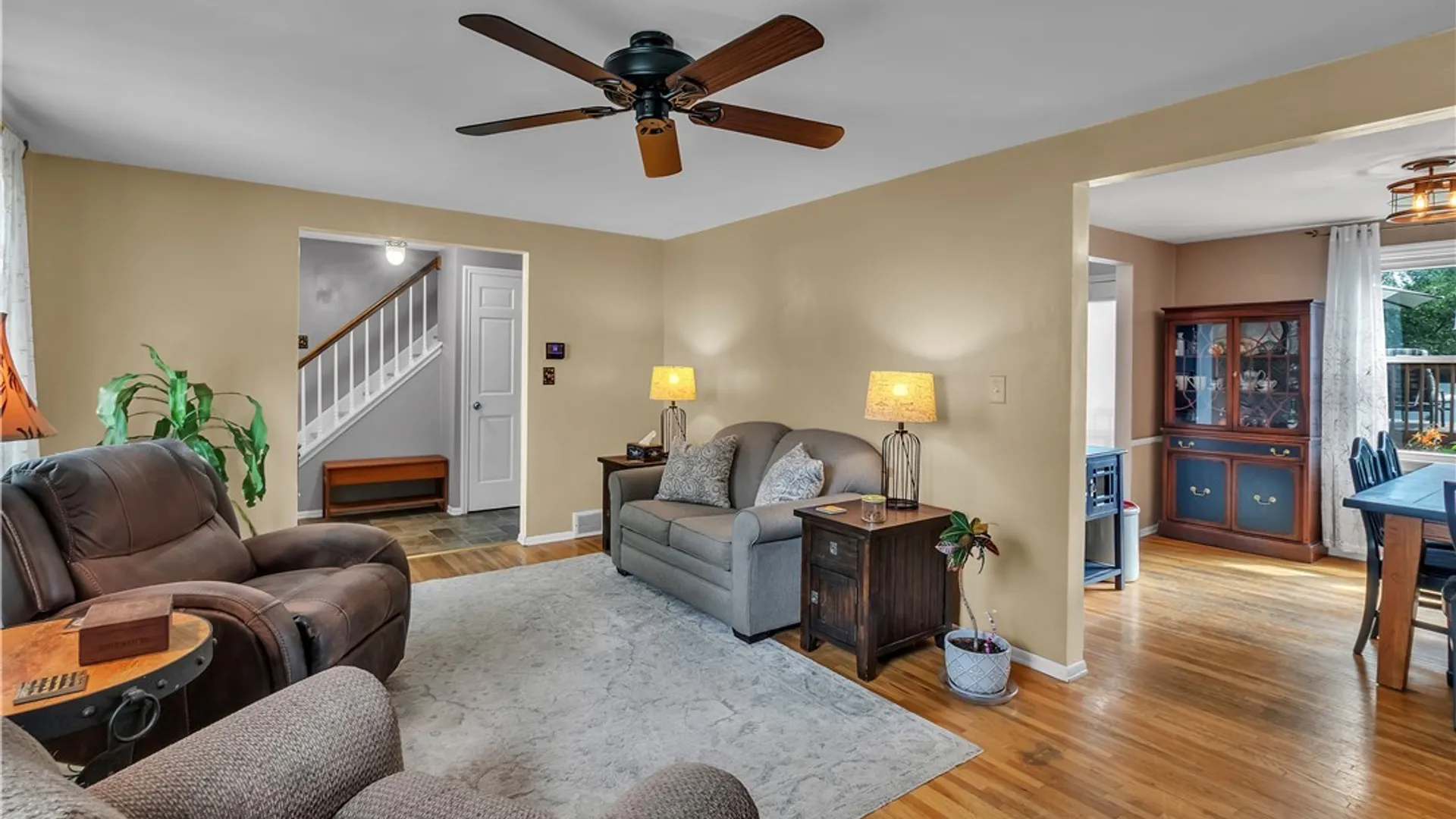 Property at 23 Villa Maria Rd, West Seneca, NY 14224 9