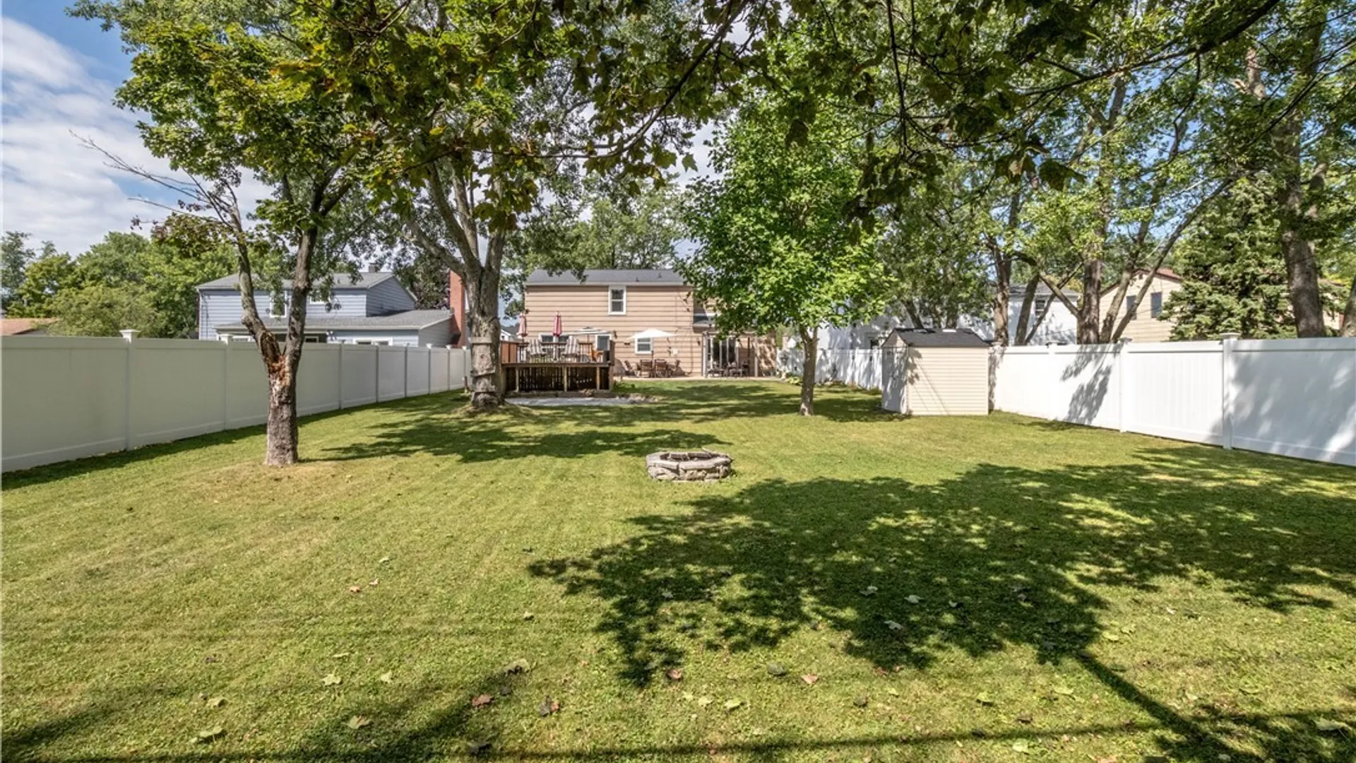 Property at 23 Villa Maria Rd, West Seneca, NY 14224 38