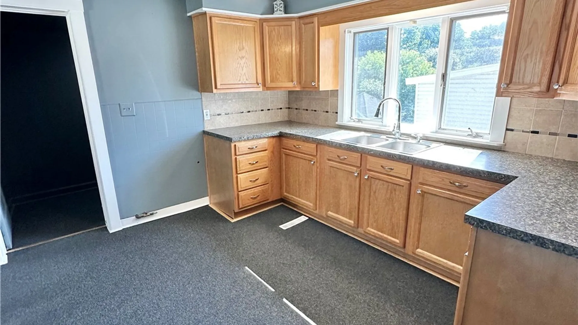 Property at 258 Seymour Street, Auburn, NY 13021 17