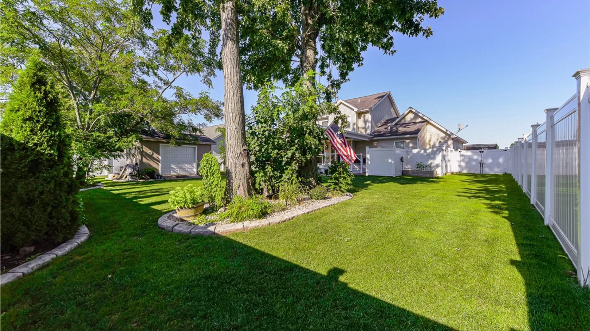 Property at 160 Dove Tree Lane, Greece, NY 14626 38