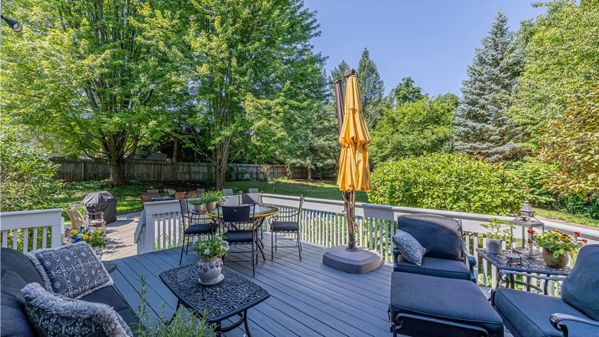 Property at 15 Vineyard Hill, Perinton, NY 14450 29