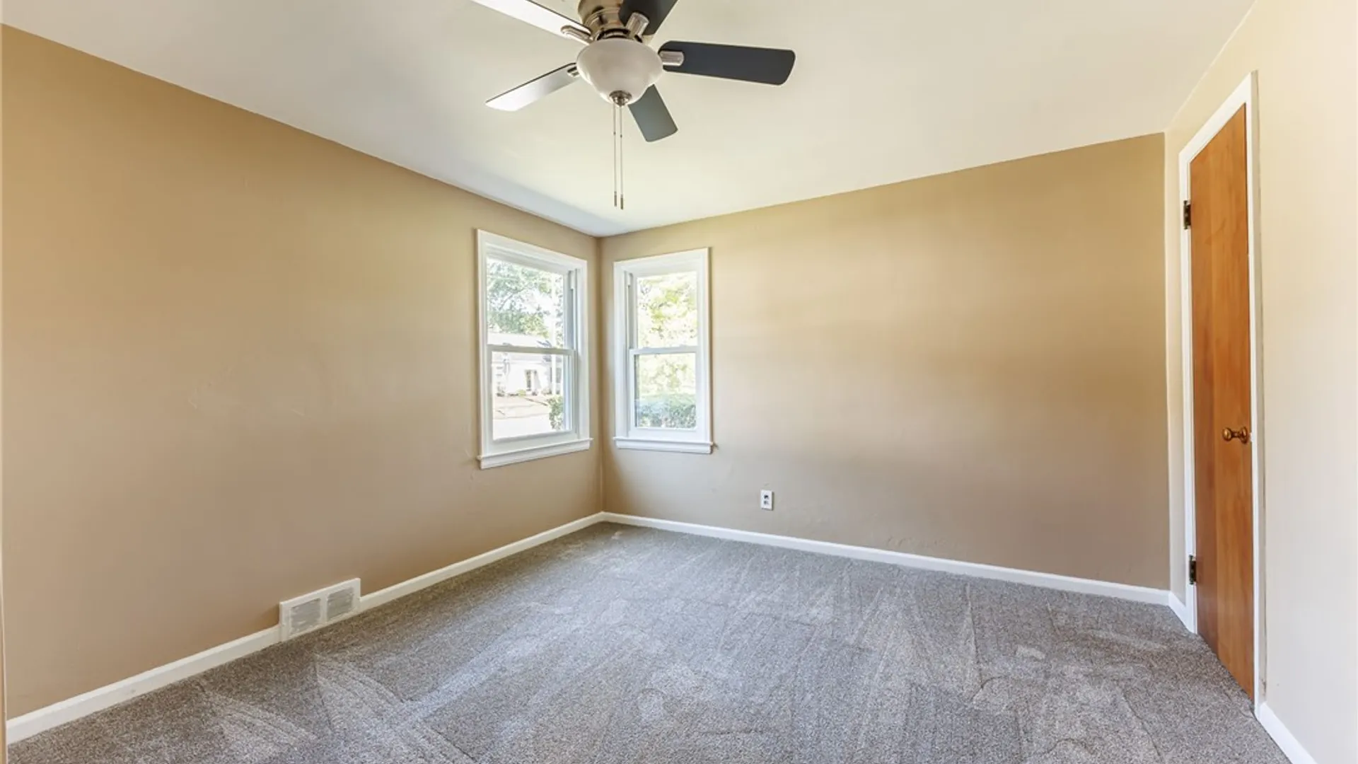 Property at 150 Crossfield Road, Rochester, NY 14609 9