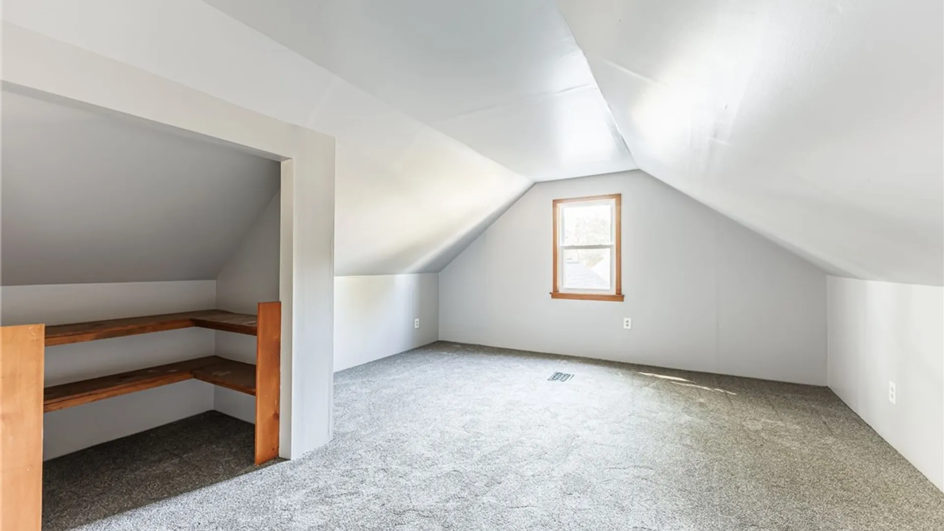 Property at 150 Crossfield Road, Rochester, NY 14609 14